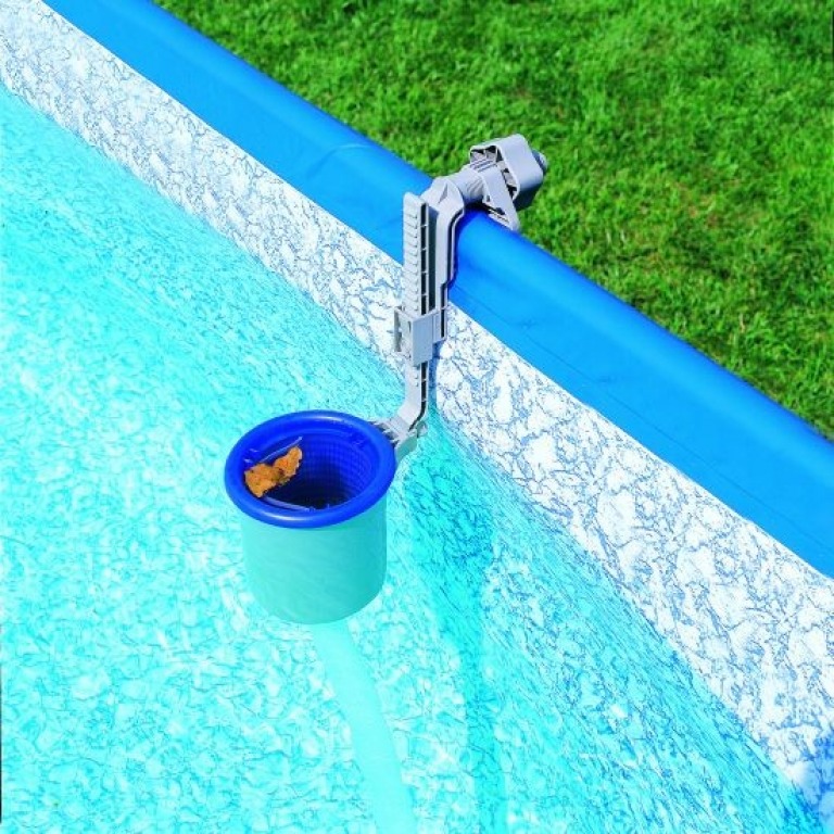 Как пользоваться пылесосом для бассейна: как использовать ручной водный прибор, пылесосить роботом, чистить дно и стенки? | house-fitness.ru