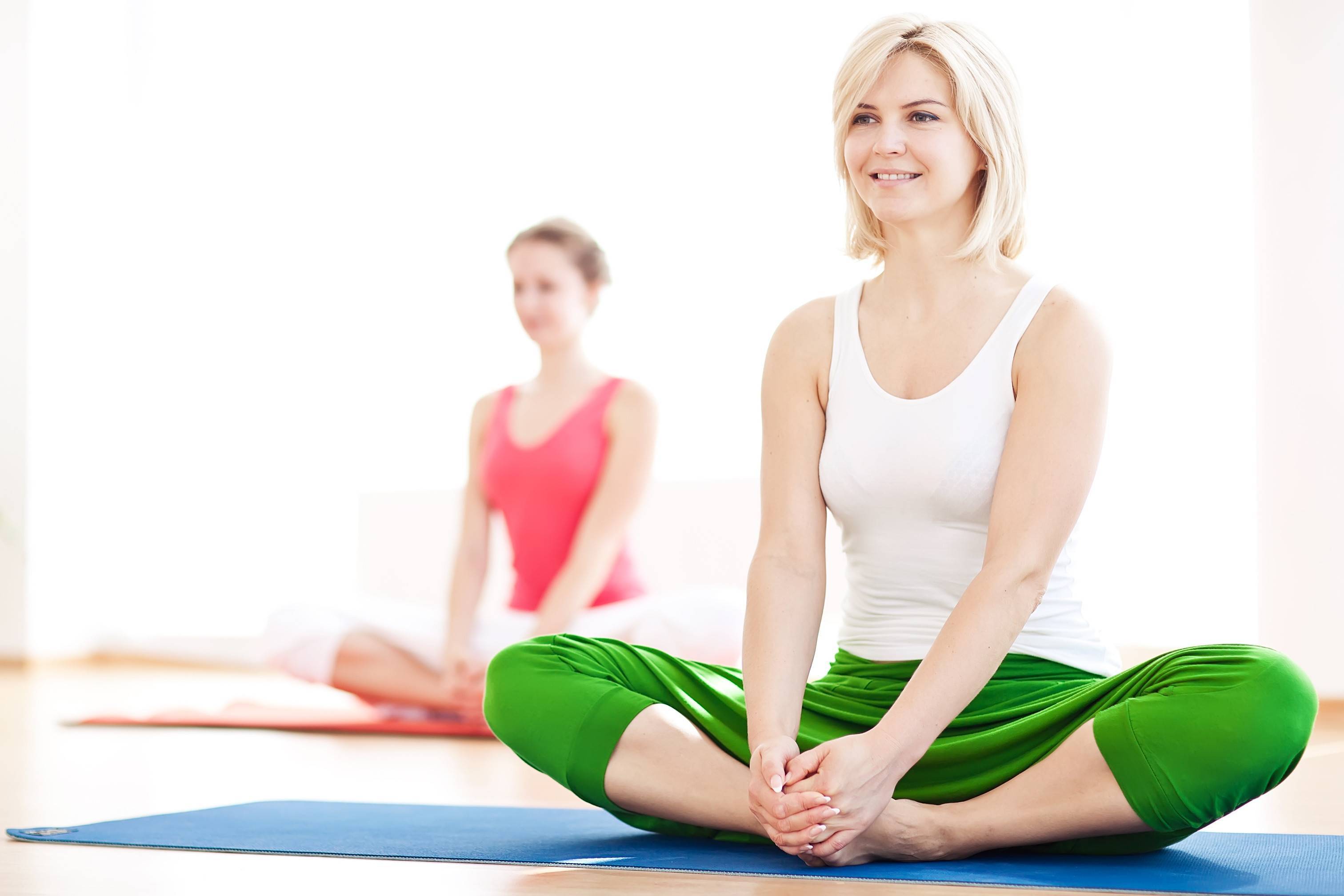 Польза и вред йоги: 12 причин заняться йогой