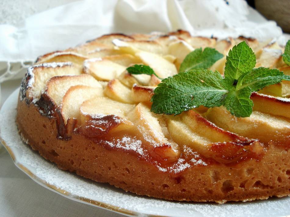 15 проверенных рецептов домашнего пирога с яблоками