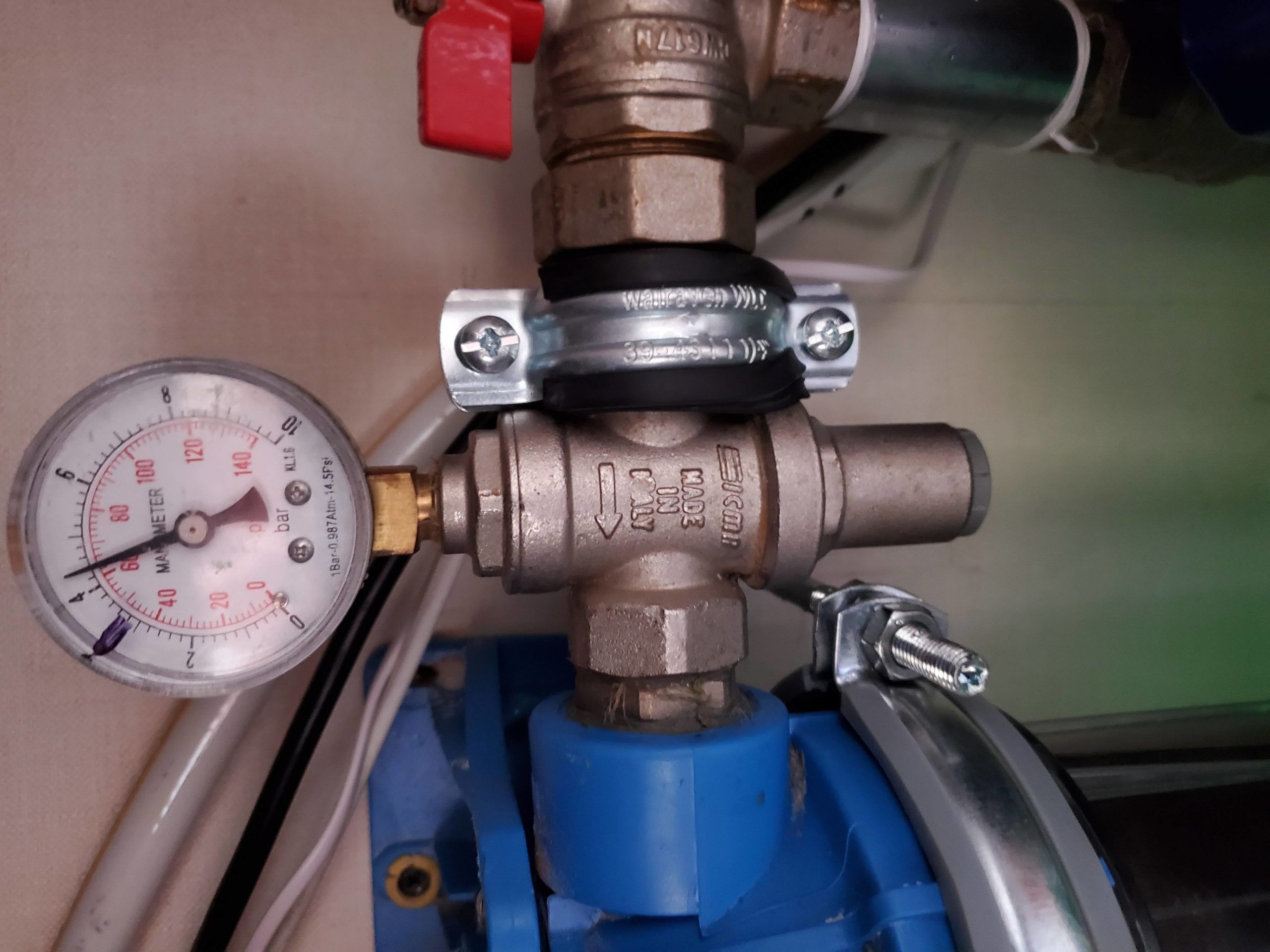 Что из себя представляет стабилизатор давления воды и для чего он нужен?