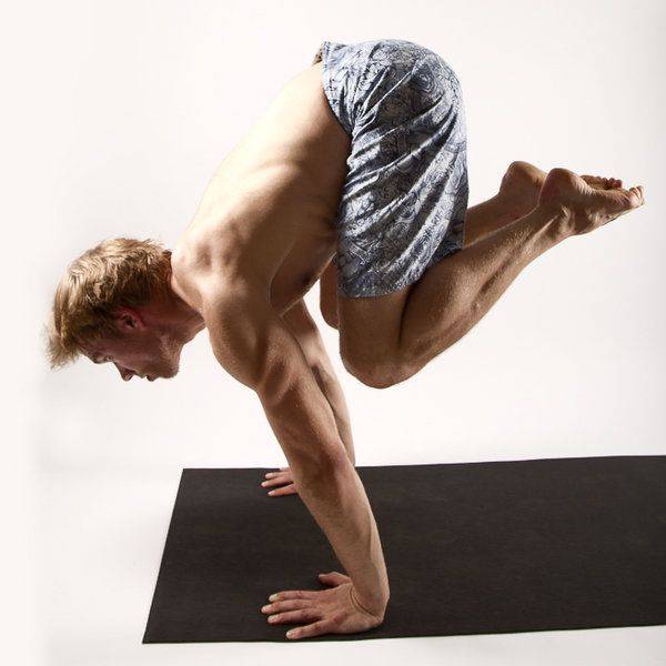 Йога для потенции мужчин: асаны для повышения потенции и мужского здоровья