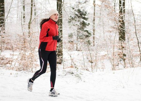 Как бегать зимой и в мороз: особенности зимнего бега
