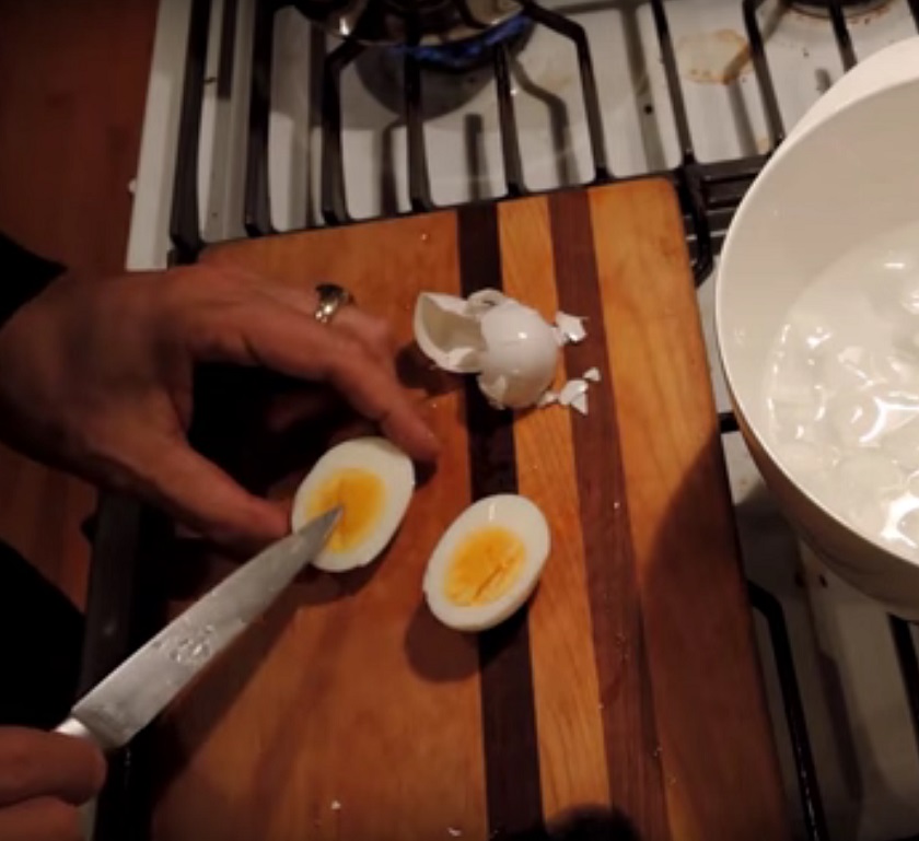 Как приготовить яйца – простые и быстрые способы