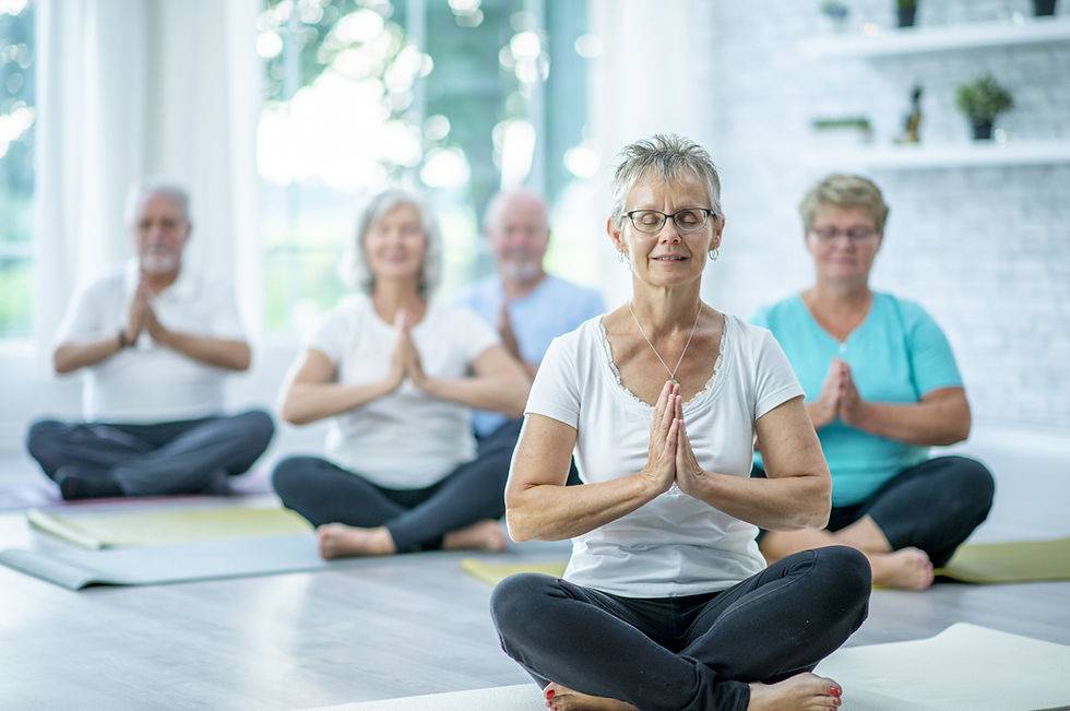 Йога для женщин 50-60 лет: комплекс упражнений для начинающих, а также польза и вред упражнений