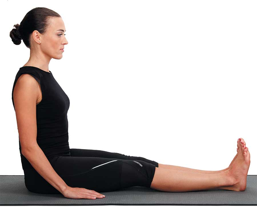 Чатуранга дандасана или поза посоха на четырех опорах в йоге: техника выполнения, польза, противопоказания