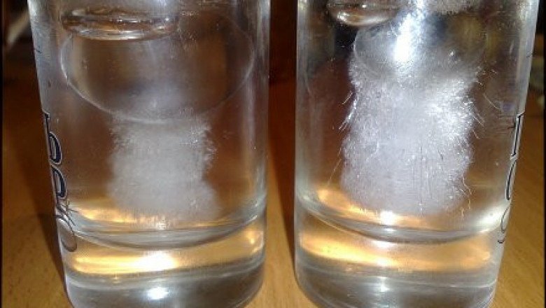Кипяток замерзает быстрее холодной воды: может ли кипящая h2o превратится в лед и почему это происходит?