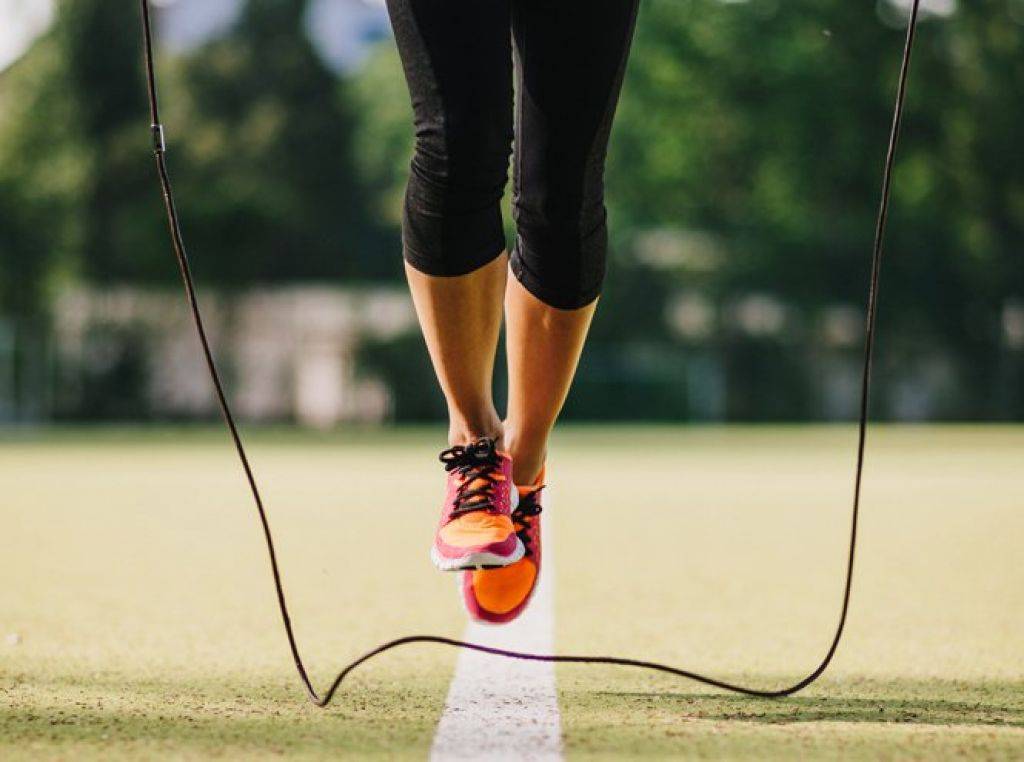 Прыжки на скакалке для похудения — sportfito — сайт о спорте и здоровом образе жизни