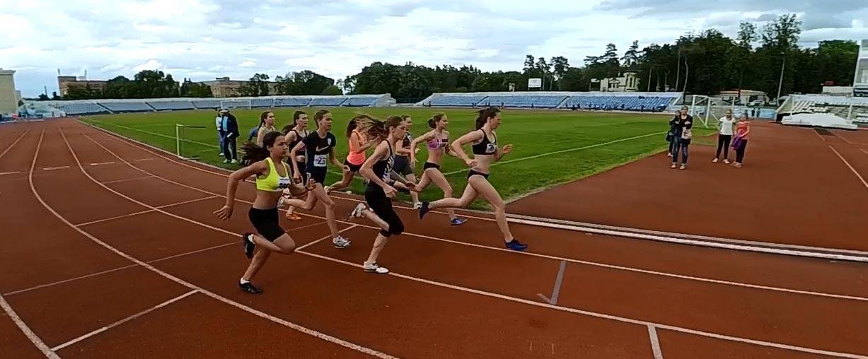 Бег 800 метров — нормативы для мужчин и женщин