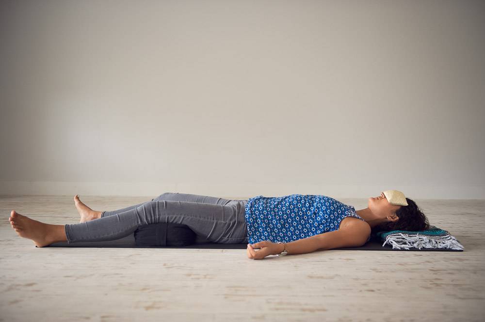 Йога нидра - зачем нужна техника, базовый комплекс перед сном для глубокого расслабления