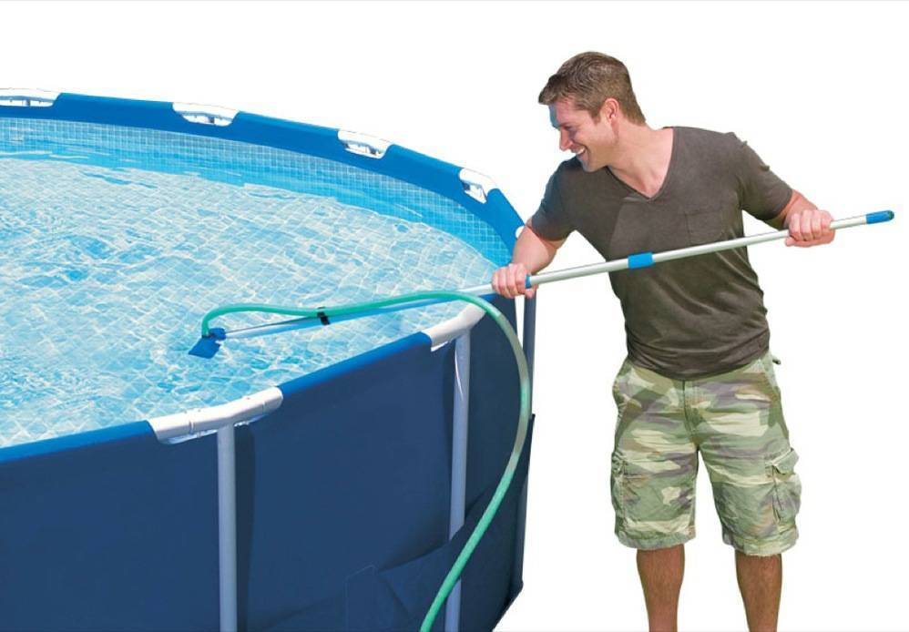 Очистка бассейна (воды, стенок, днища) – обзор методов
